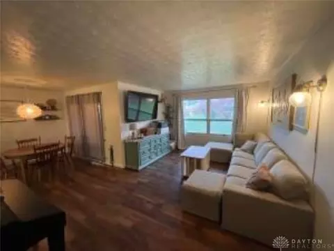 550 Tuttle Rd, Springfield, OH 45503 photo 12