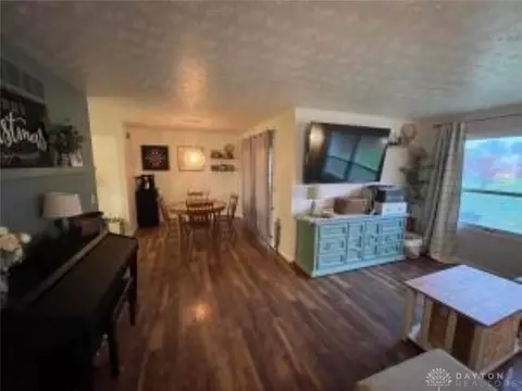 550 Tuttle Rd, Springfield, OH 45503 photo 13