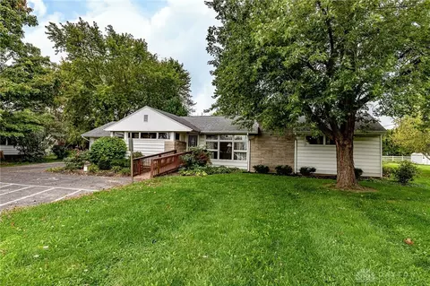 1735 N Barron St, Eaton, OH 45320