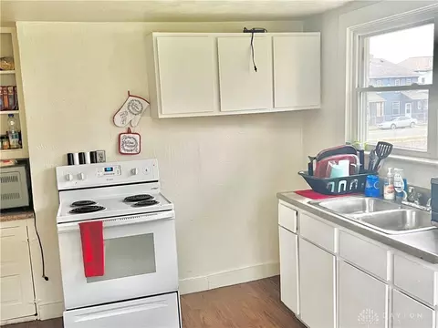 102-104 S Race St, Springfield, OH 45506 photo 7
