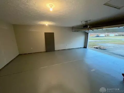 7557 Wrenview Dr, Springfield, OH 45502 photo 18