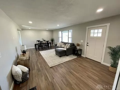 7557 Wrenview Dr, Springfield, OH 45502 photo 6