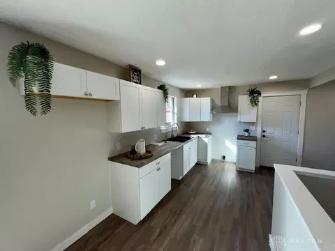 7557 Wrenview Dr, Springfield, OH 45502 photo 8