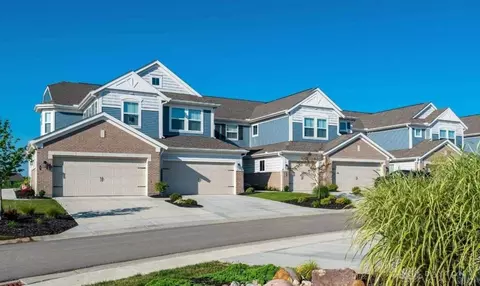 4410 Waters Edge Ln #12-303, Lebanon, OH 45036