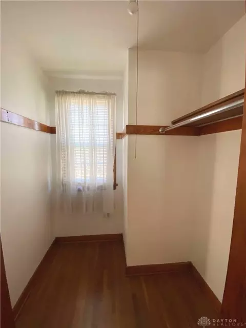 2035 S Limestone St, Springfield, OH 45505 photo 8