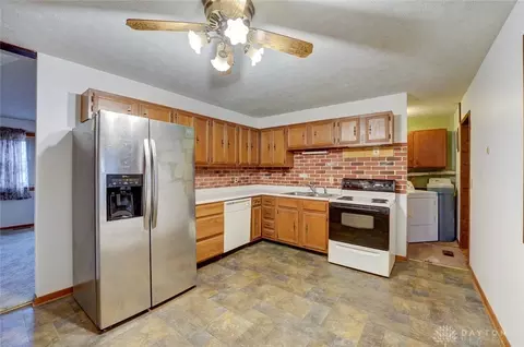 5966 Willowdale Rd, Springfield, OH 45502 photo 8