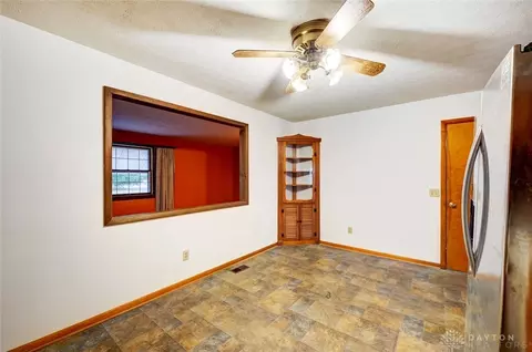5966 Willowdale Rd, Springfield, OH 45502 photo 11