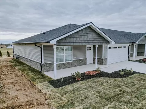 4530 W Ridgewood Rd, Springfield, OH 45503 photo 2