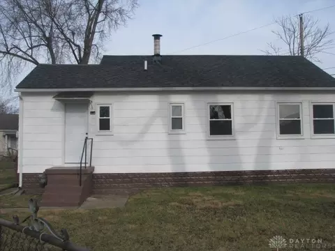 1632 Cypress St, Springfield, OH 45505 photo 1