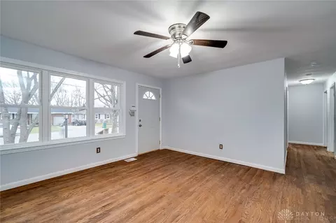 60 Locust Dr, Springboro, OH 45066 photo 8