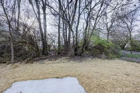 Exterior - 701 Diamond Loop, Middletown, OH 45044 photo 3 of 3