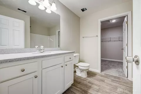 Bath - 701 Diamond Loop, Middletown, OH 45044 photo 1 of 3