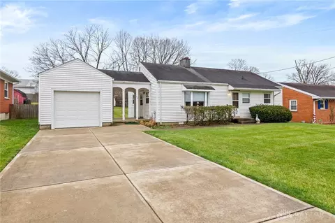 444 E 4th St, Franklin, OH 45005 photo 2