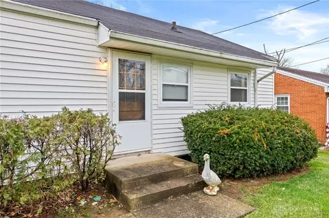 444 E 4th St, Franklin, OH 45005 photo 4