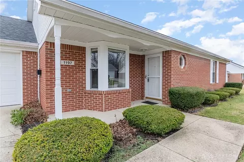 1197 Old Farm Ln, Springfield, OH 45503 photo 3