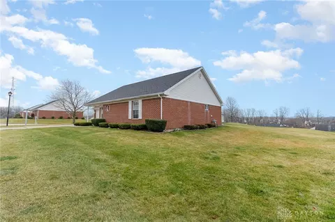1197 Old Farm Ln, Springfield, OH 45503 photo 17