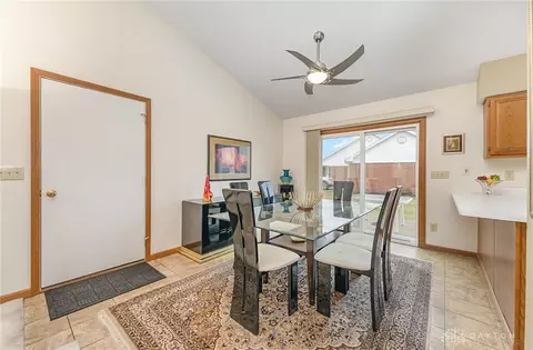 1197 Old Farm Ln, Springfield, OH 45503 photo 8
