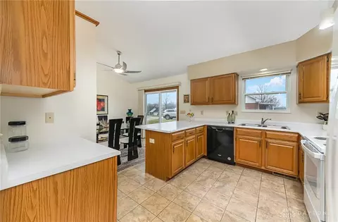 1197 Old Farm Ln, Springfield, OH 45503 photo 10