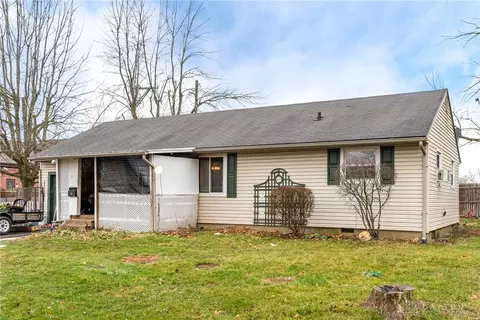 19 N Church St, New Lebanon, OH 45345