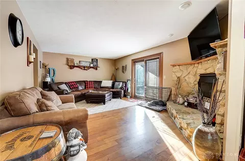 637 Aberfelda Dr, Springfield, OH 45504 photo 10