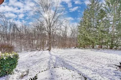 637 Aberfelda Dr, Springfield, OH 45504 photo 30