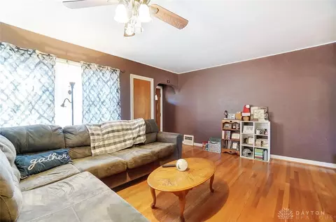 2907 White Oak Dr, Dayton, OH 45420 photo 6