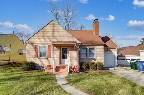 2907 White Oak Dr, Dayton, OH 45420 photo 1