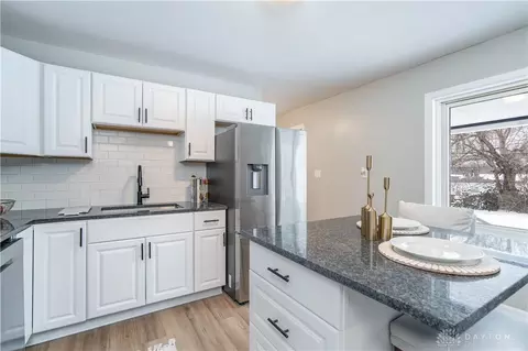 655 E 4th St, Franklin, OH 45005 photo 10