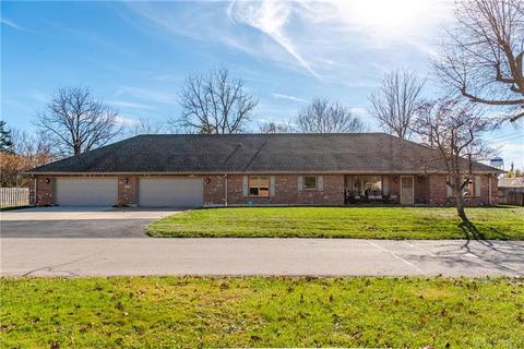 20 E Routzong Dr, Fairborn, OH 45324 photo 2