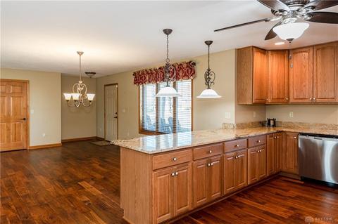 20 E Routzong Dr, Fairborn, OH 45324 photo 16