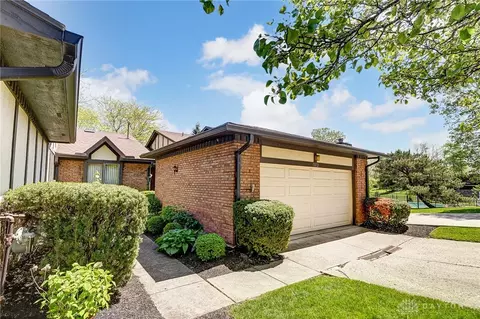 7072 Fallen Oak, Washington Township, OH 45459