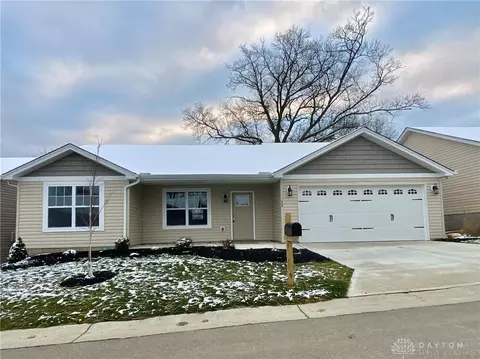 12 E Persimmon, Hamilton, OH 45013 photo 1