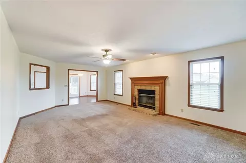 4754 Fox Run, Fairborn, OH 45324 photo 8