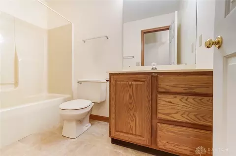 4754 Fox Run, Fairborn, OH 45324 photo 33