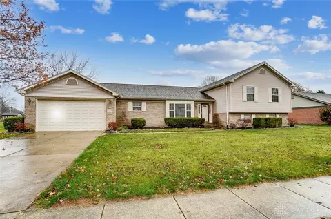 4754 Fox Run, Fairborn, OH 45324 photo 1