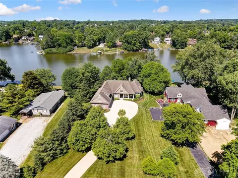 677 Lakengren Dr, Eaton, OH 45320