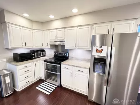 25 Marchester Dr, Kettering, OH 45429 photo 32
