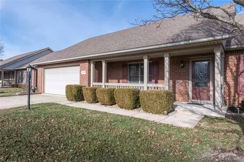 1876 Willow Lakes Dr, Springfield, OH 45502 photo 27