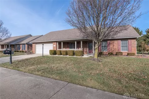 1876 Willow Lakes Dr, Springfield, OH 45502 photo 26
