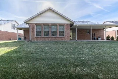1876 Willow Lakes Dr, Springfield, OH 45502 photo 23
