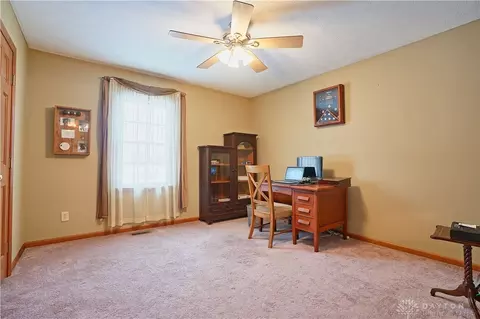 2325 Kaffenbarger Ct, Springfield, OH 45504 photo 17