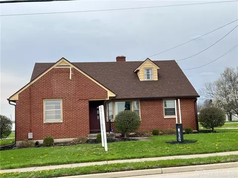 65 Union Rd, Englewood, OH 45322