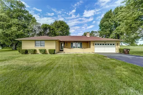 7673 Shields Rd, Lewisburg, OH 45338