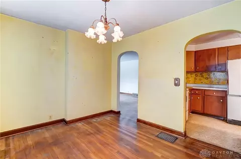 207 E Main St, Medway, OH 45341 photo 8