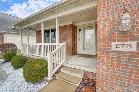 278 Hampton Trl, Springfield, OH 45502 photo 2