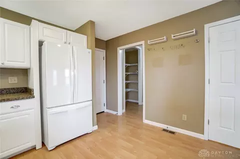 278 Hampton Trl, Springfield, OH 45502 photo 8