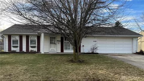 3239 Glouster St, Springfield, OH 45503 photo 2