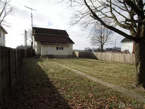 7050 Troy Rd, Springfield, OH 45502 photo 8