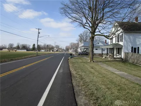 7050 Troy Rd, Springfield, OH 45502 photo 5