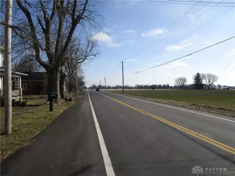 7050 Troy Rd, Springfield, OH 45502 photo 6